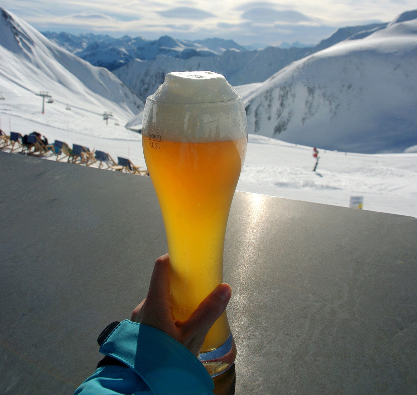 Drinking and skiing